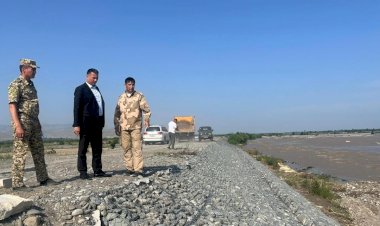 Абсаттар Сыргабаев  Кара-Дарыядагы жээк бекемдөө иштеринен кабар алды