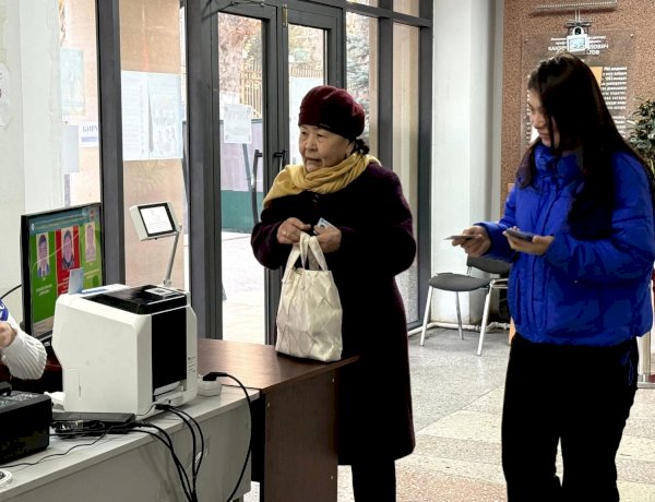 ШАЙЛОО 2025: Жалал-Абад облусунда  добуш берүү кызуу жүрүп жатат