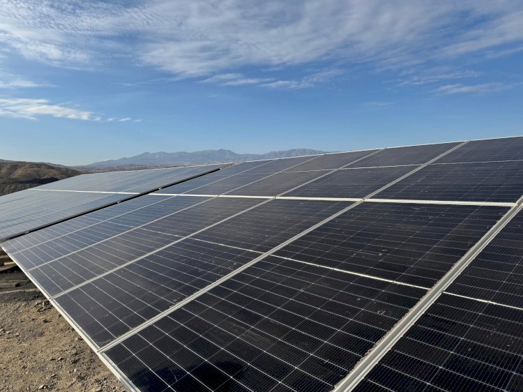 Таш-Көмүрдө кубатуулугу 30 мегаВаттык күн электр станциясы  курулууда (сүрөт баян)