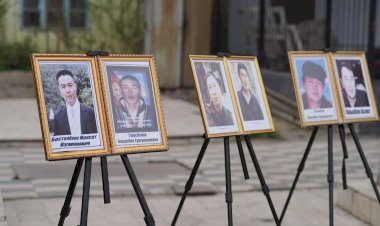 Жалал-Абадда 7-апрель – Элдик революция күнү эскерилди