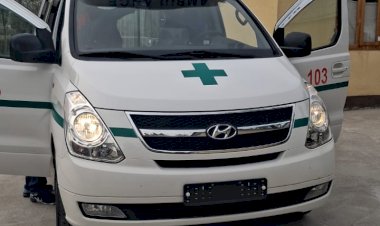 Кара-Дарыяда жергиликтүү эл акча чогултуп айылдагы бейтапканага тез жардам унаасын алышты