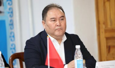 Ырысбек Калчаев Сузак райондук билим берүү бөлүмүнүн башчысы кызматына дайындалды