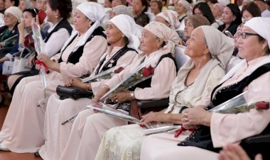 Манаста энелерге арналган майрамдык салтанат уюштурулду