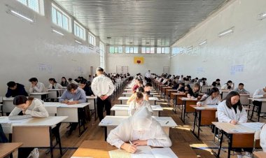 Жалал-Абадда 7800дөн ашык бүтүрүүчү жалпы республикалык тестирлөөгө катышып жатат