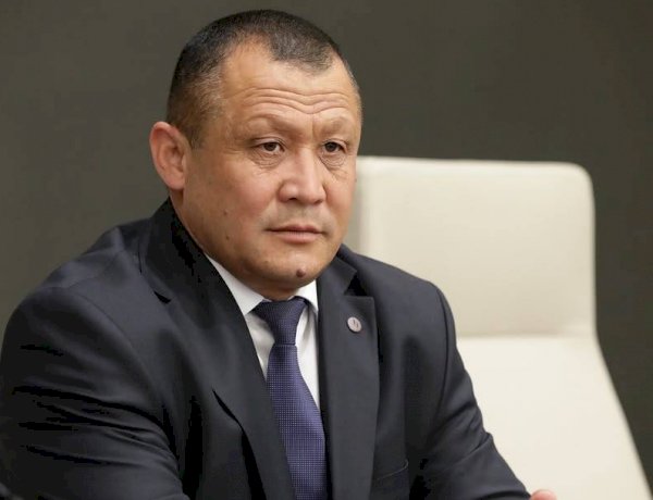 Мендирман Элеманов  Манас шаардык билим берүү бөлүмүнүн башчысы болуп дайындалды