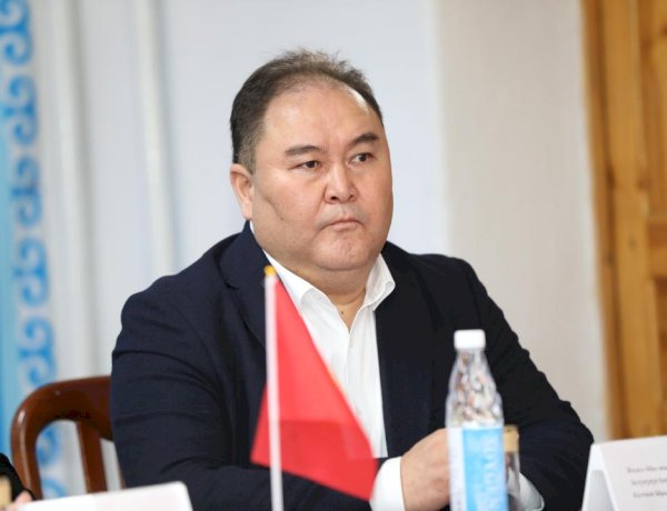 Ырысбек Калчаев Сузак райондук билим берүү бөлүмүнүн башчысы кызматына дайындалды