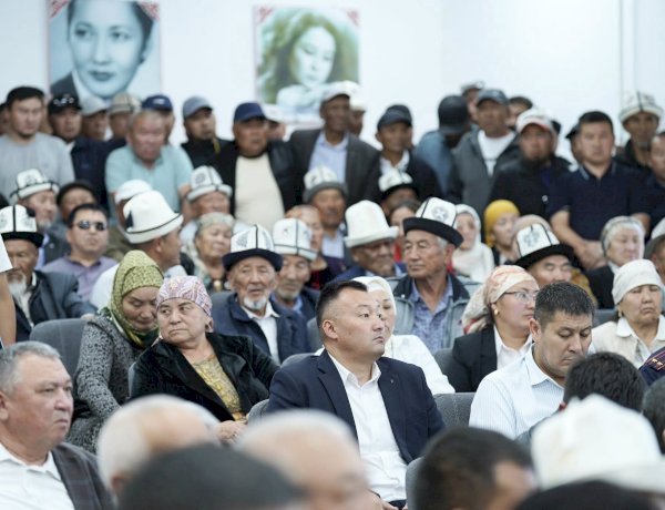 Көк-Арт айыл аймагындагы жолугушууга 260тан ашуун тургун катышып, 46 жаран тарабынан 83 маселе көтөрүлдү