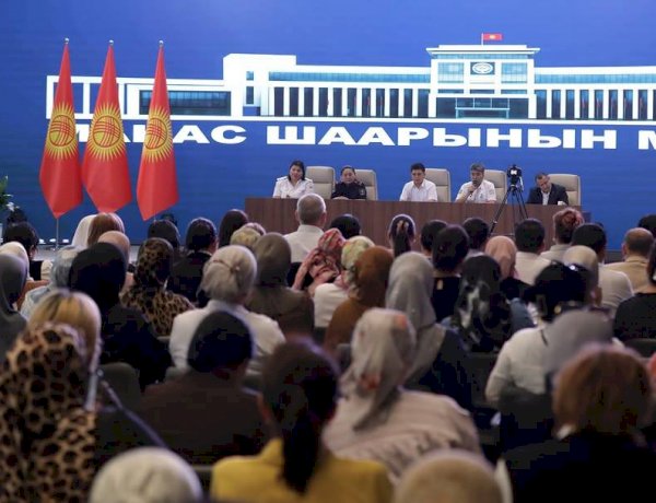 Манаста ата-энелерге акыркы коңгуроо боюнча түшүндүрүү иштери жүргүзүлдү